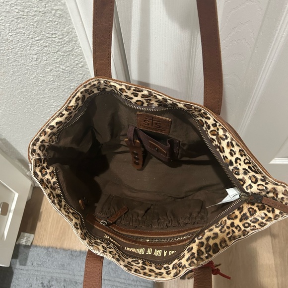 STS Ranchwear Leopard and Brown Tote